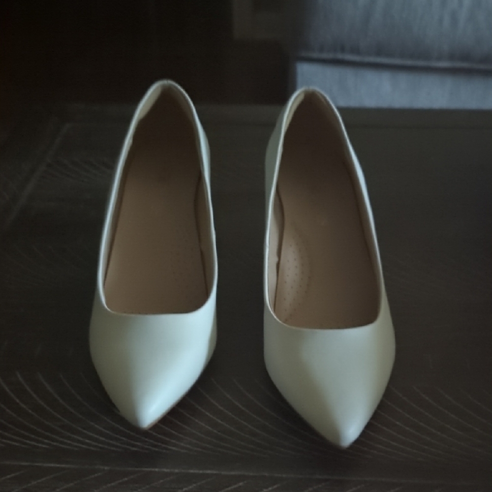 Dream Pairs Brand new White Women's Wedge Heels